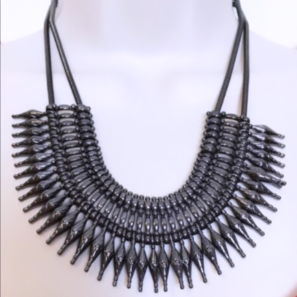SAKS FIFTH AVE | Black Metallic Necklace